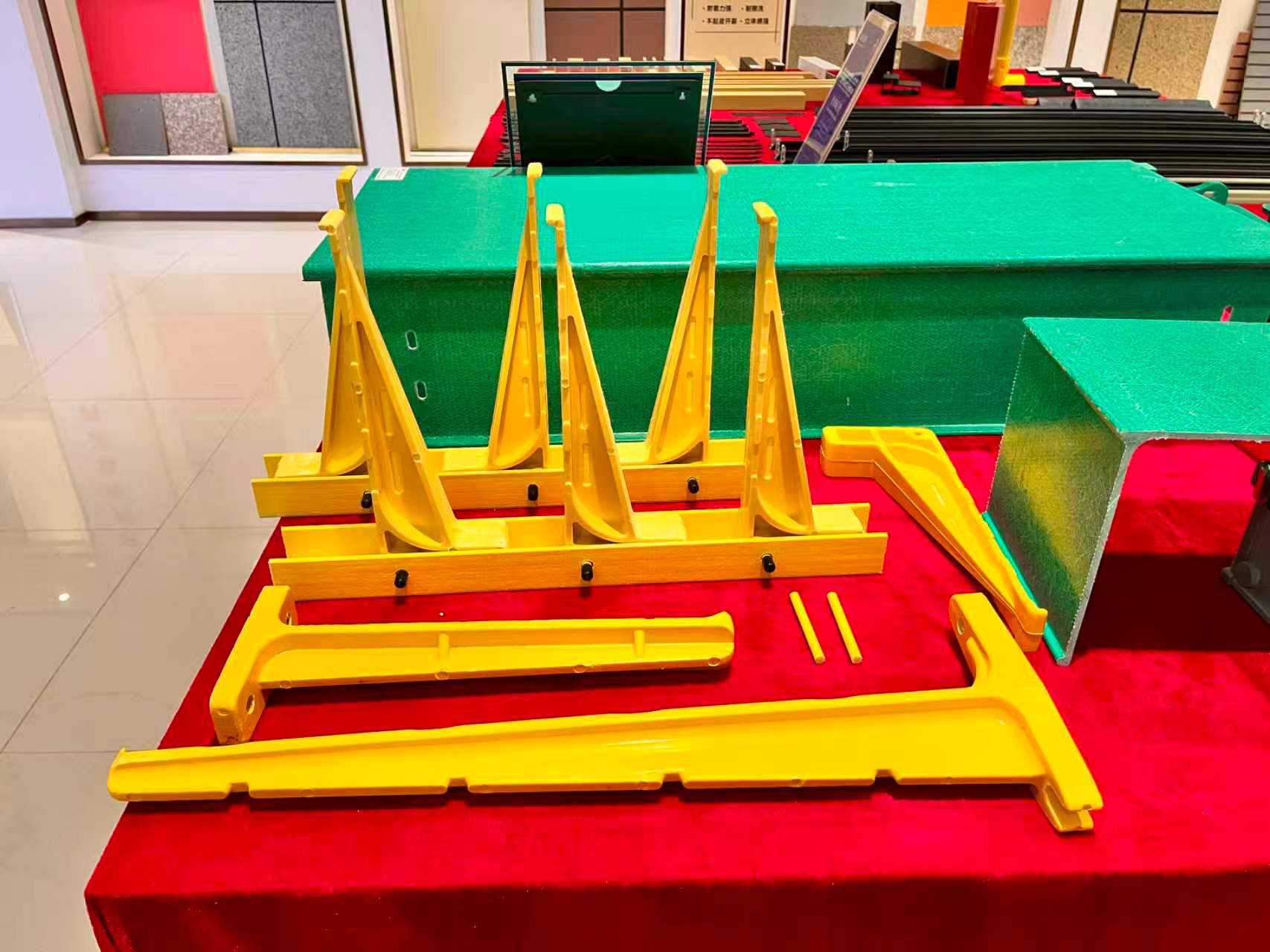 Composite support samples