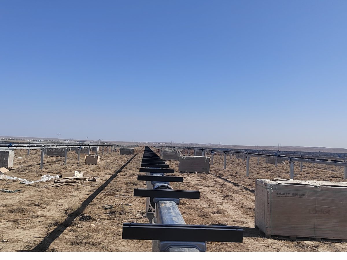 Composite support installation for the Navoi 300 MW photovoltaic project in Uzbekistan